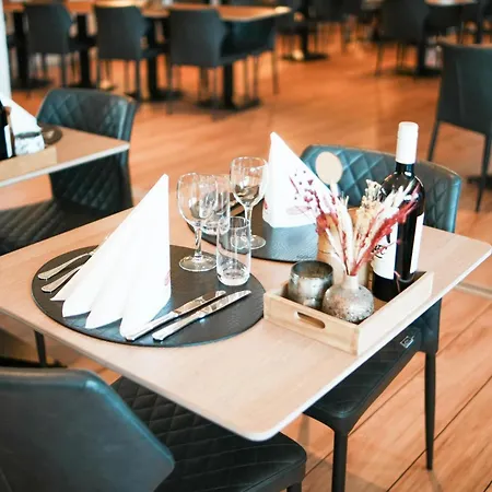 酒店 法尔肯丹恩斯克酒店 3*